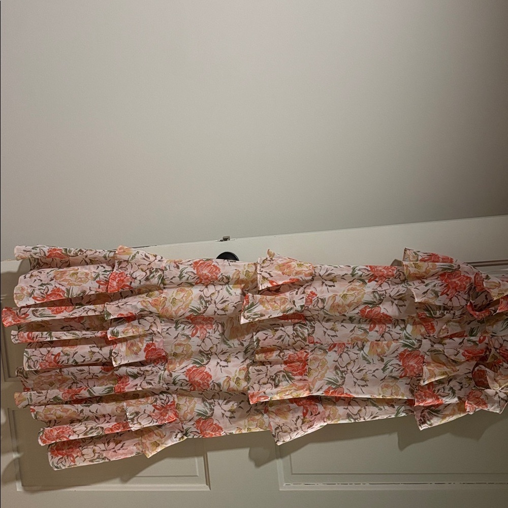 BNWT WAYF Milan Ruffled Cutout Maxi Dress - Picture 7 of 8
